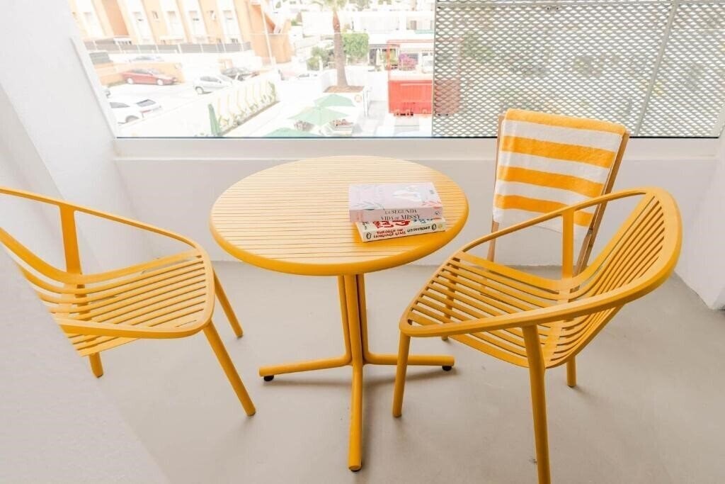 Апартаменты Ryans Lolas 4*