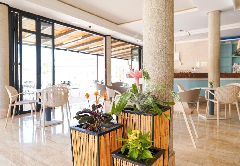 Панорама Rosamar Ibiza Hotel 3*