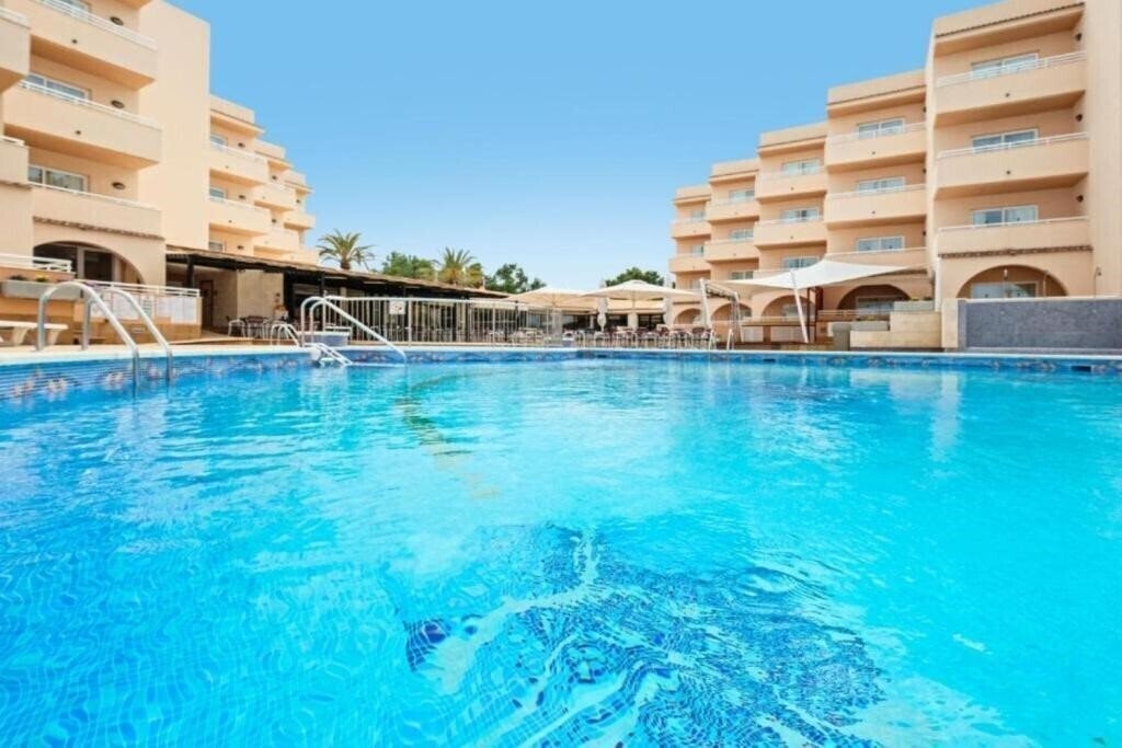 Вид Rosamar Ibiza Hotel 3*