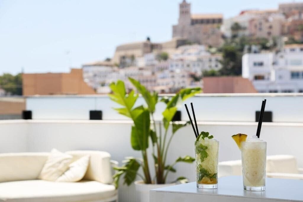 Вид Eurostars Puerto de Ibiza 4*