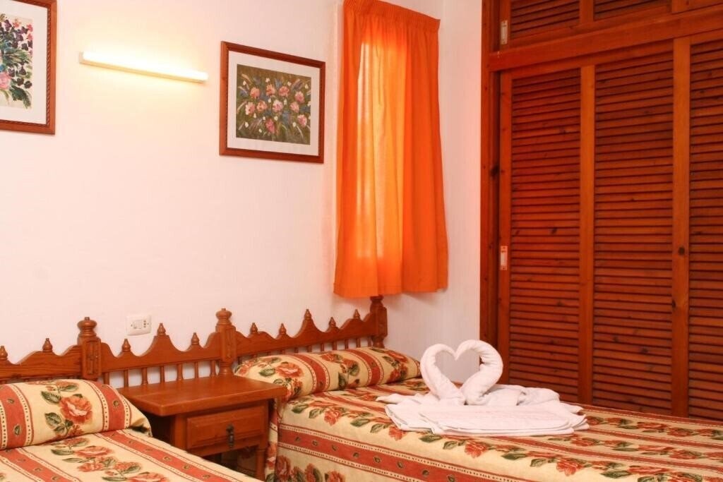 Апартаменти Apartamentos Del Rey 2*