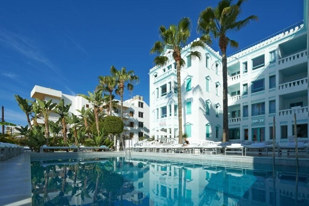 Готель Hotel Mim Ibiza Es Vive (Adults Only) 3*