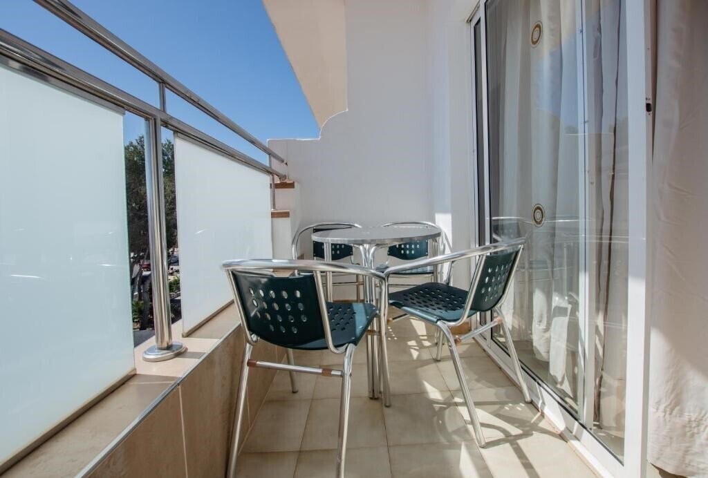 Территория Apartamentos El Cortijo 2*