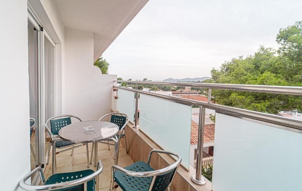 Панорама Apartamentos El Cortijo 2*