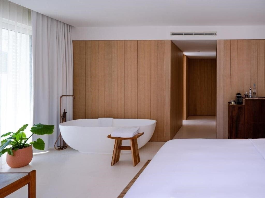 Панорама The Standard, Ibiza 5*