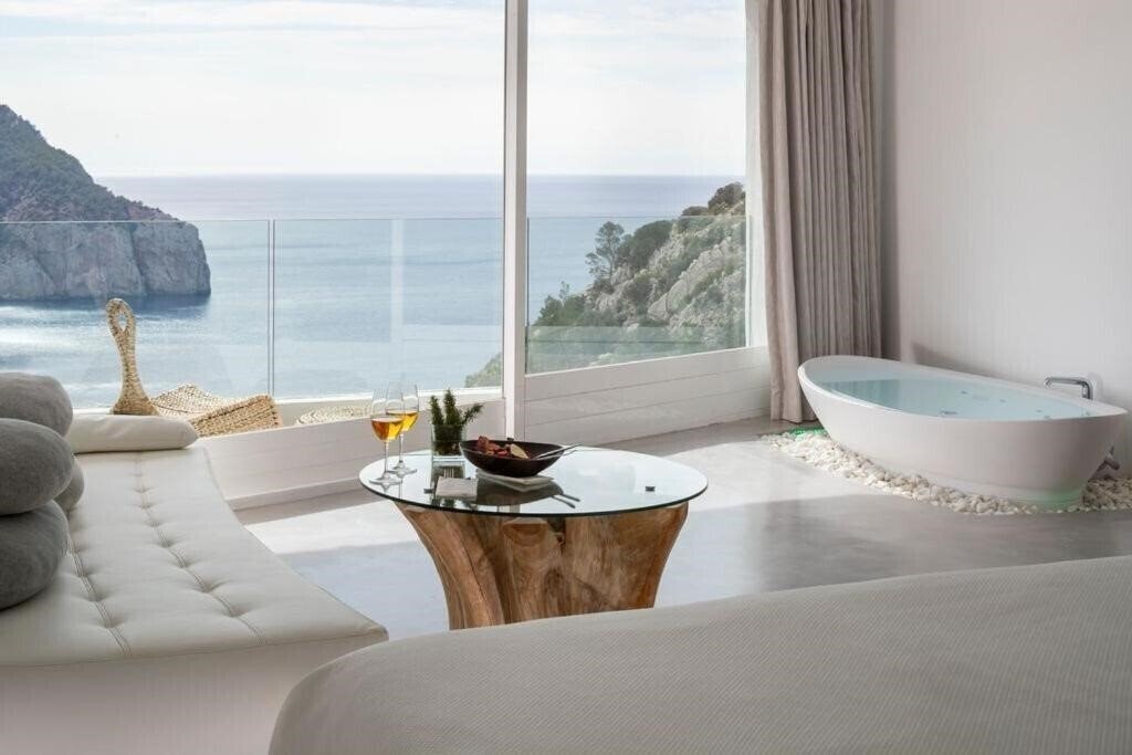 Готель Hacienda na Xamena 5*