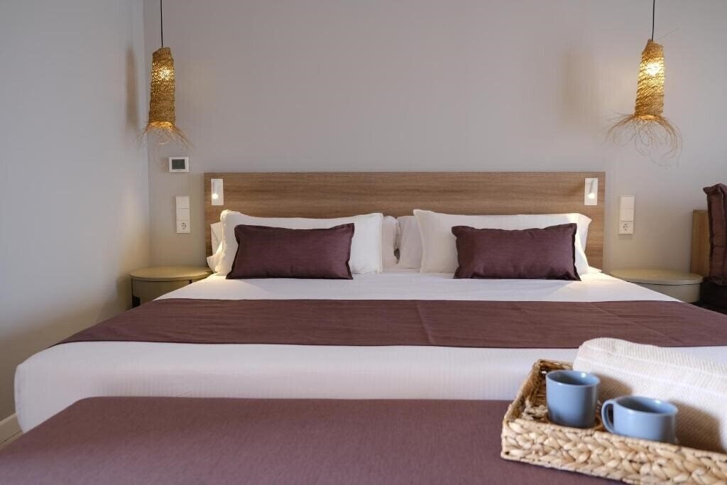 Панорама Eques Petit Resort 4*