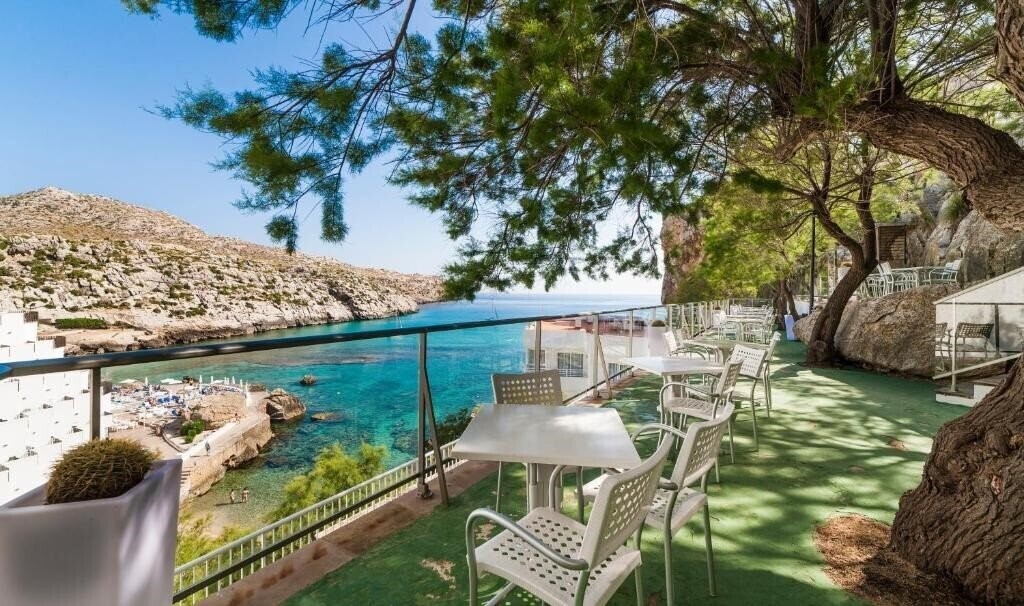 Фотографія Globales Simar 3*