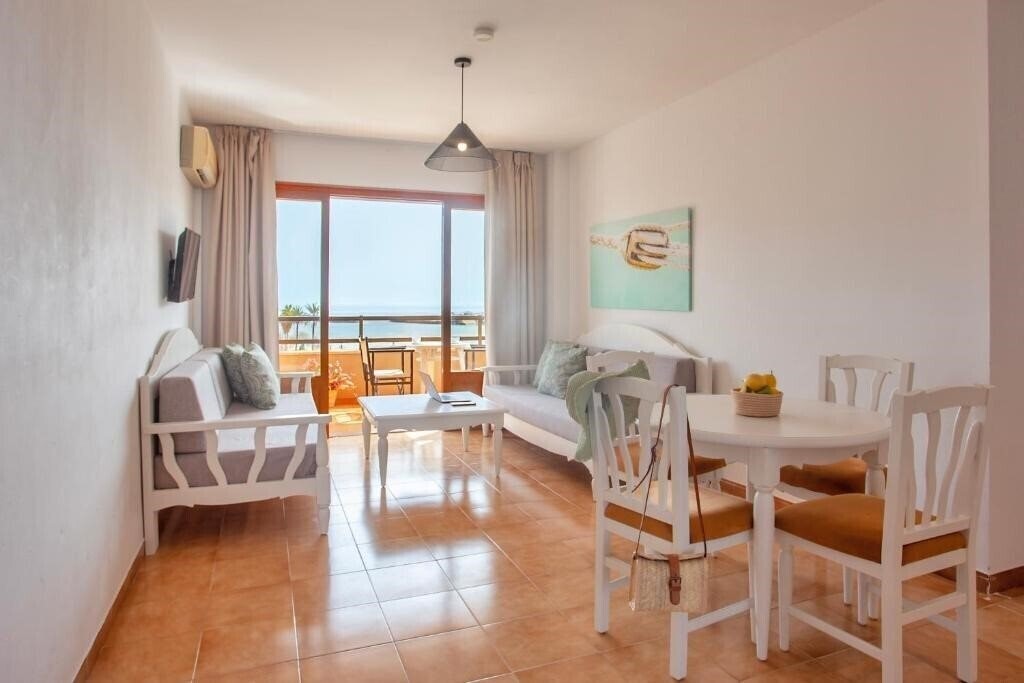 Вид Playamar Apartments 2*