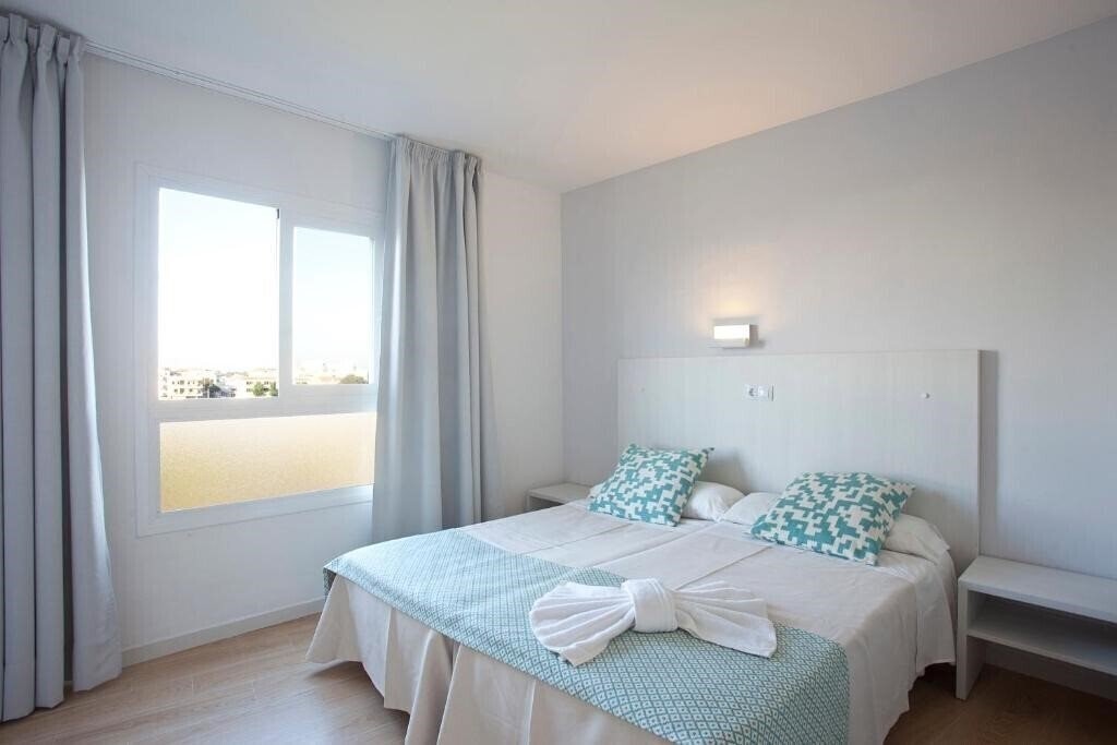 Панорама Playamar Apartments 2*