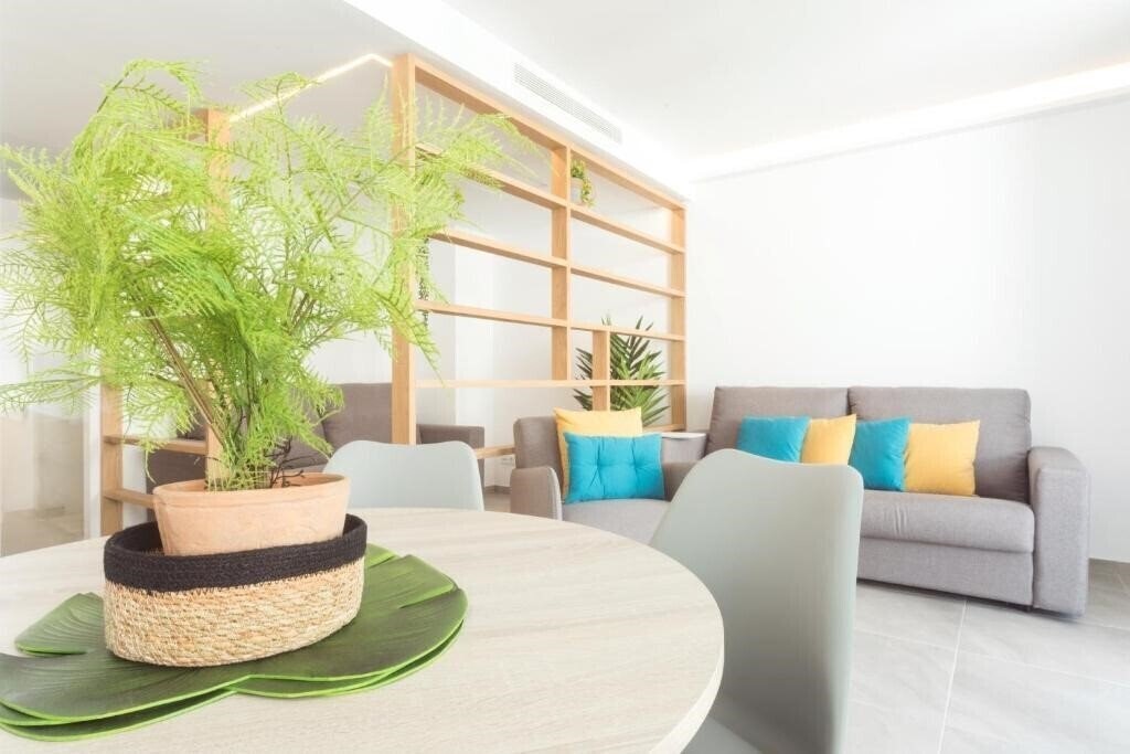 Апартаменты Sea Breeze Apt 3*