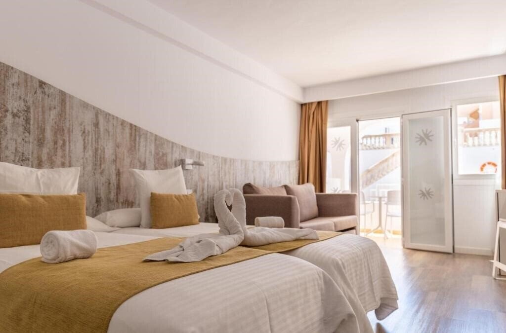 Панорама BQ Cala Ratjada (Adults Only 16+) 4*