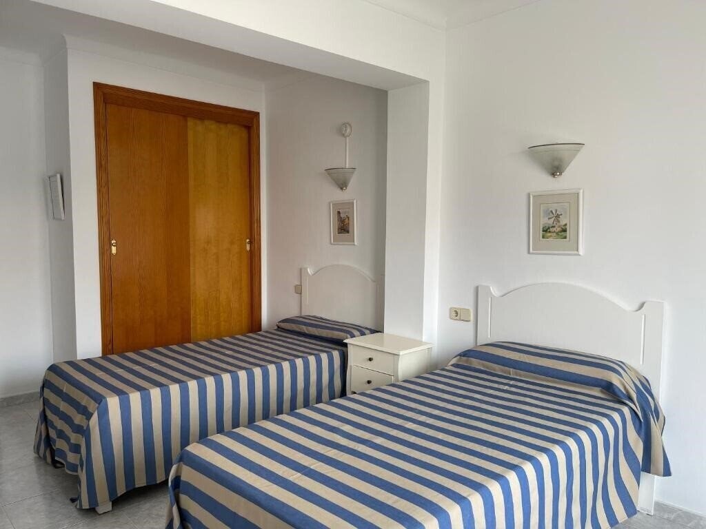 Вид Hostal Can Gallu (ex. B&B Can Gallu) 2*