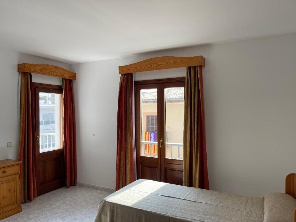 Территория Hostal Can Gallu (ex. B&B Can Gallu) 2*