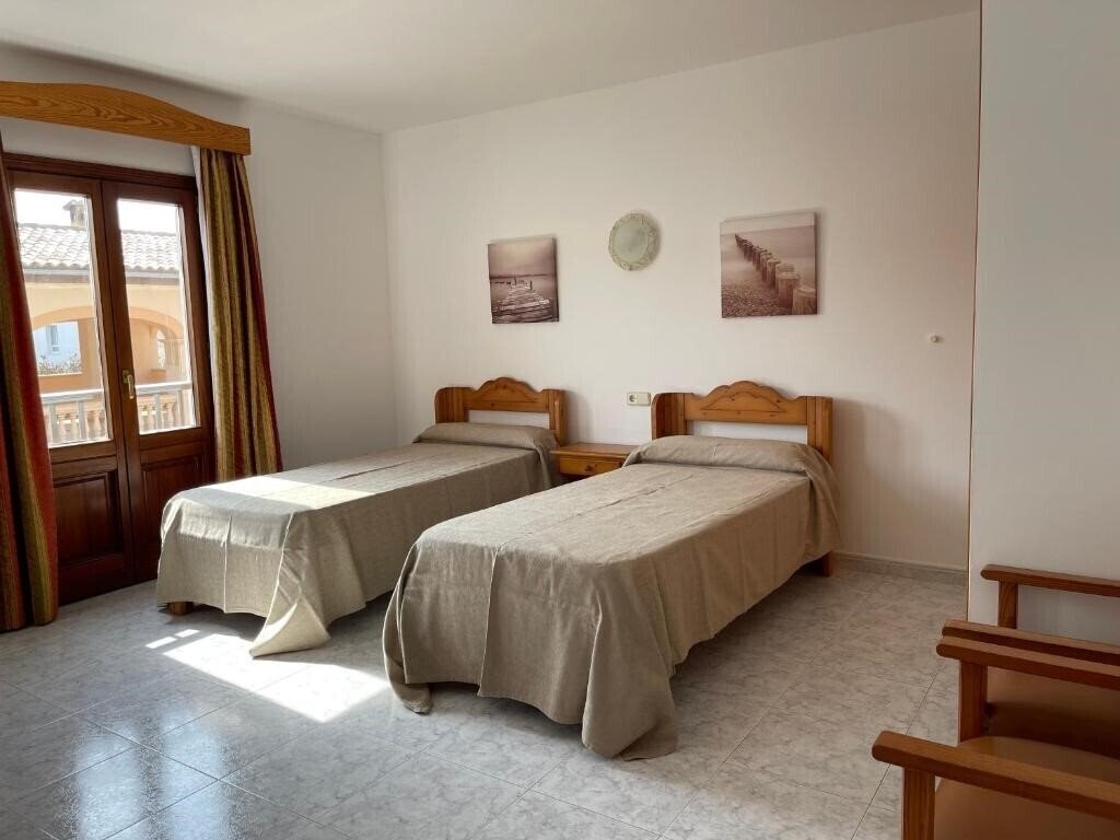 Изображение Hostal Can Gallu (ex. B&B Can Gallu) 2*