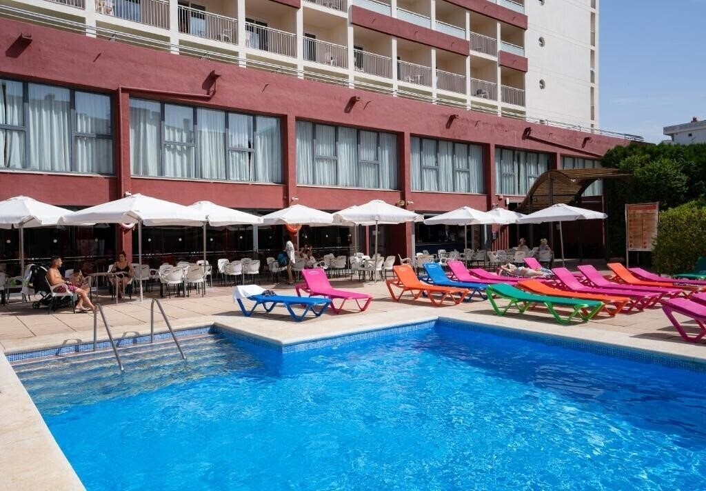 Панорама Santa Monica Calella 3*
