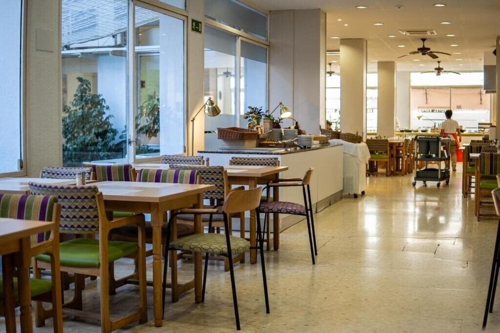 Фотографія Espanya 30 Degrees Hotels (ex. Fergus Espanya, Alegria Espanya, Hotel Espanya, 30 Degrees Hotel Espanya Calella ) 3*