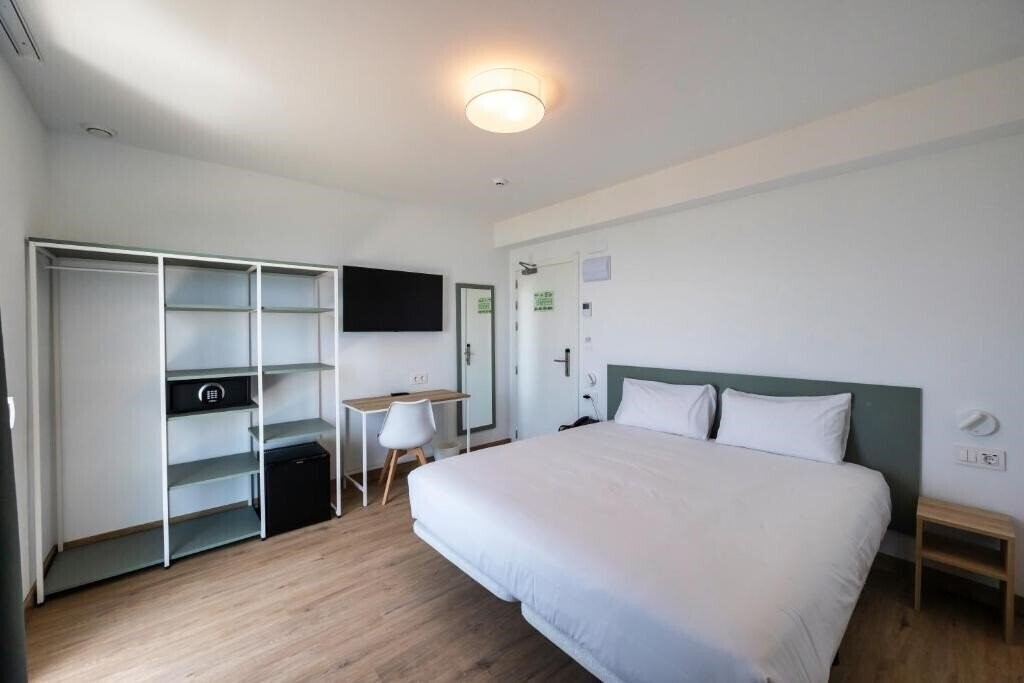 Вид Hotel Calella by Beatriz Hoteles 3*