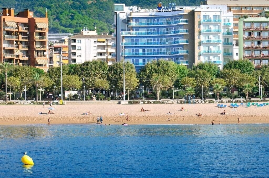 Апартаменты GHT Maritim Hotel 4*