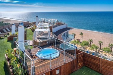 Отель Hotel Checkin Garbi 3*