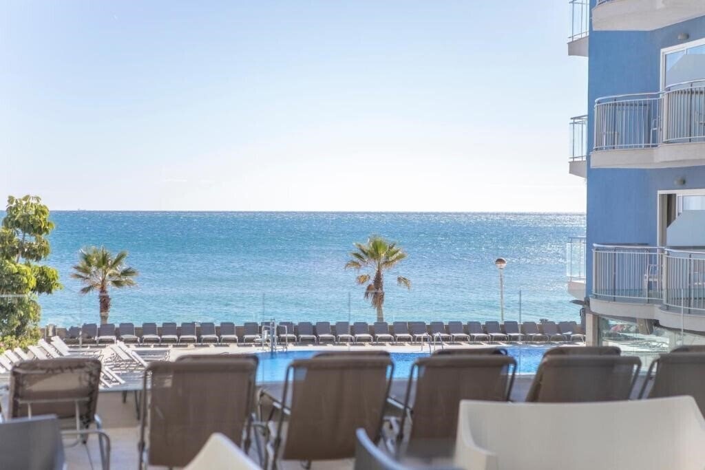 Панорама Augustus Hotel 4*