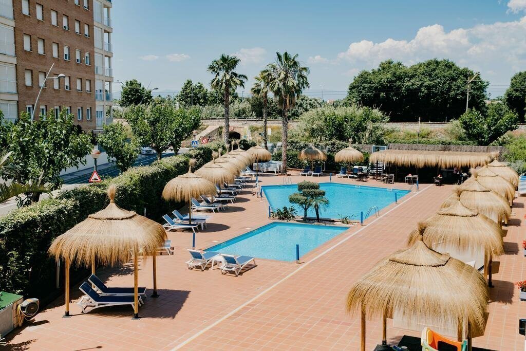 Апартаменты Tryp Port Cambrils 4*