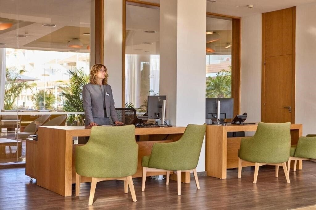 Вид Zafiro Alzina Mar 4*