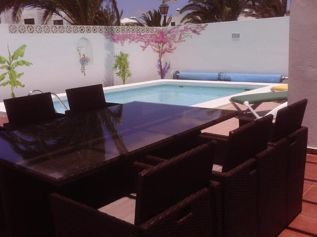 Апартаменты Villa Acoran вилла