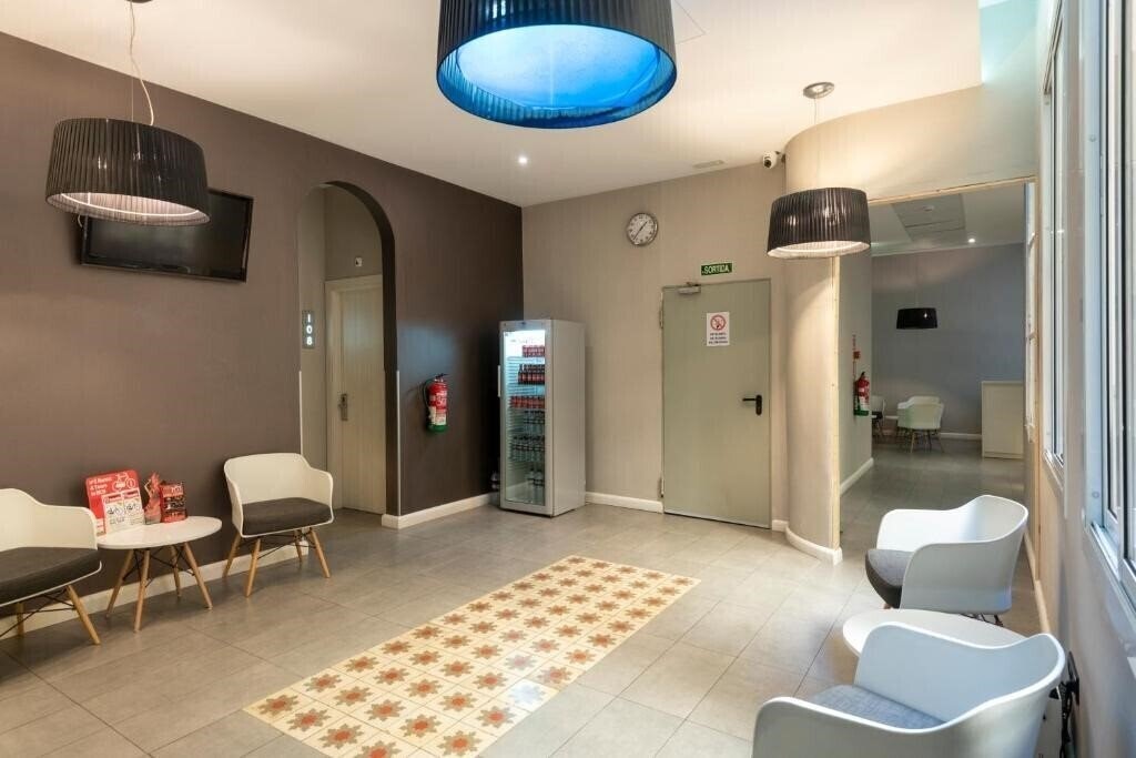Изображение Hostal Plaza Goya Bcn 2*