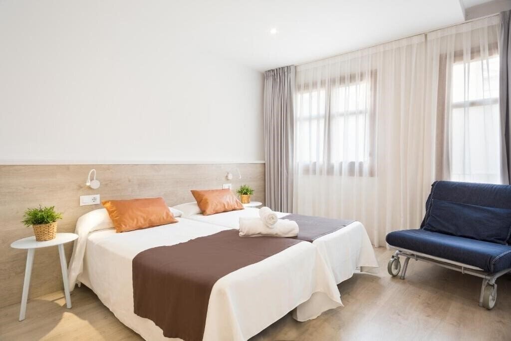 Вид Bcnstop Sagrada Familia Apartments 3*