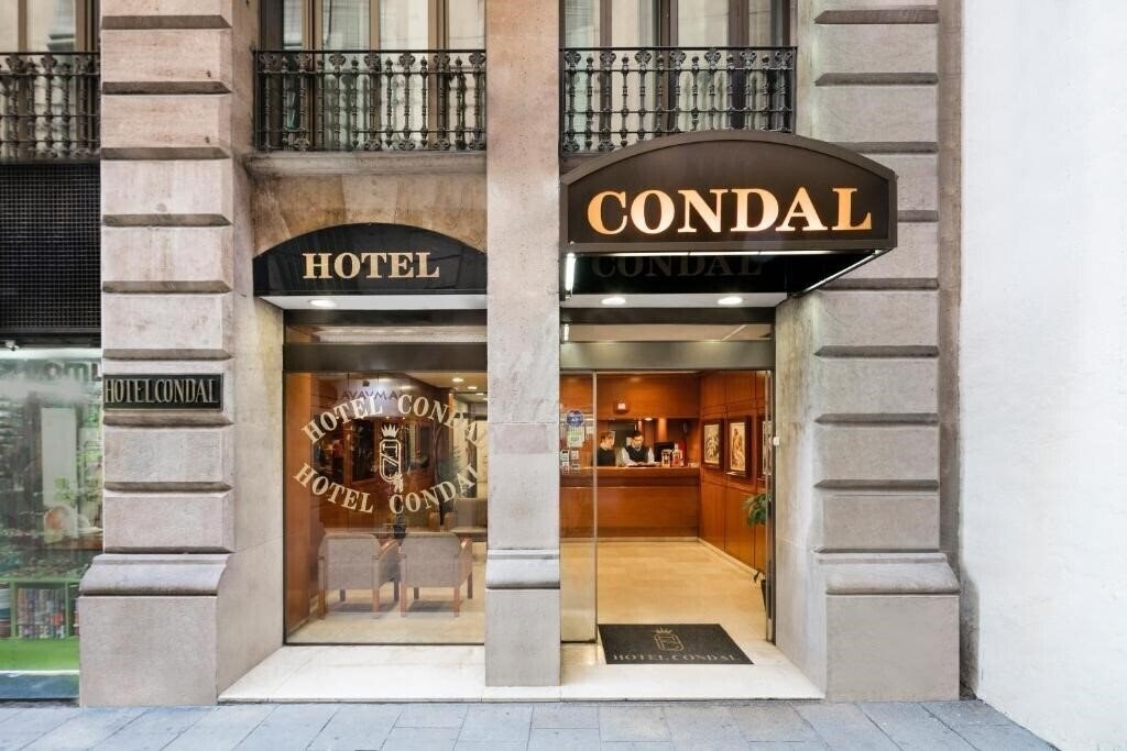 Готель Ciudad Condal 3*
