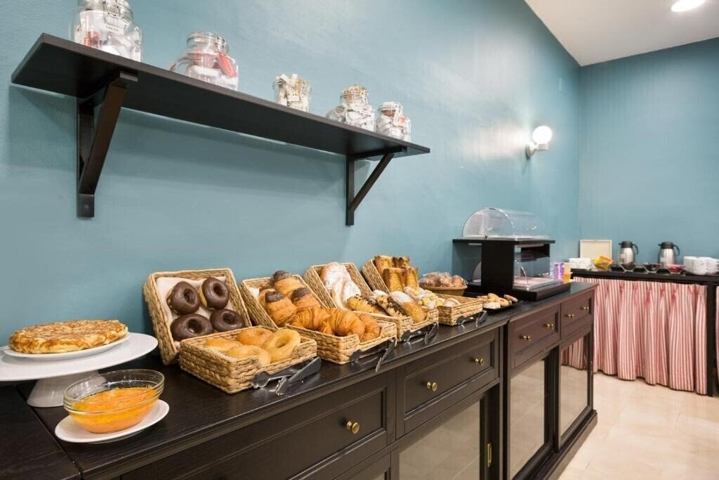 Панорама Ciudad Condal 3*