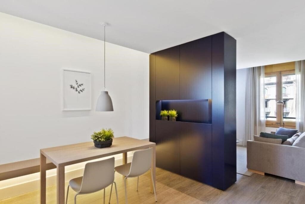 Апартаменти Fisa Rentals Gran Via Apartments 3*