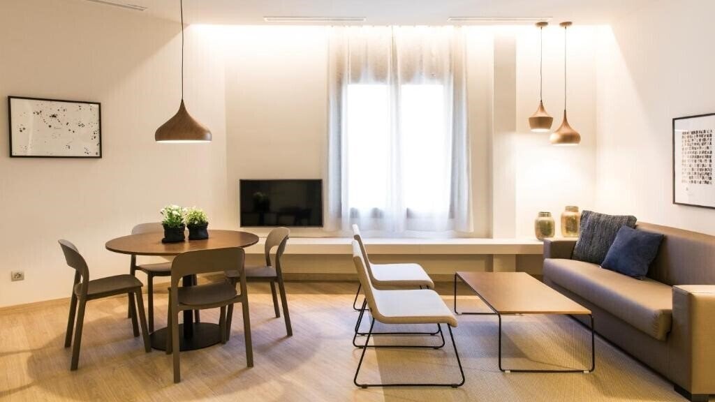Панорама Fisa Rentals Ramblas Apartments 3*