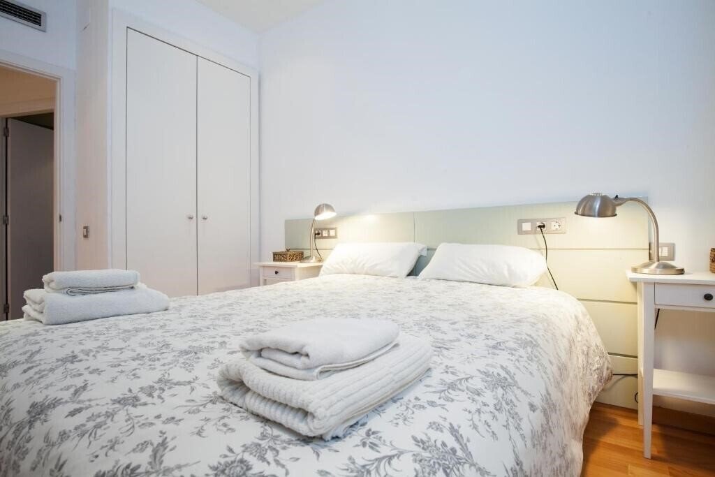 Апартаменты Flateli Lluria 3*