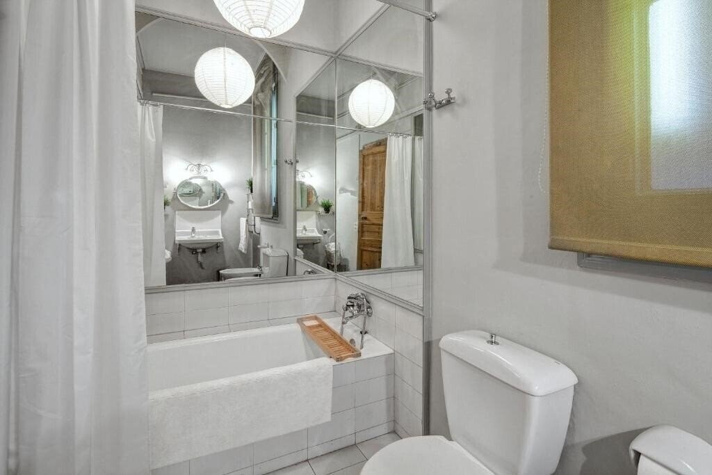 Изображение Habitat Apartments Barcelona Center 3*