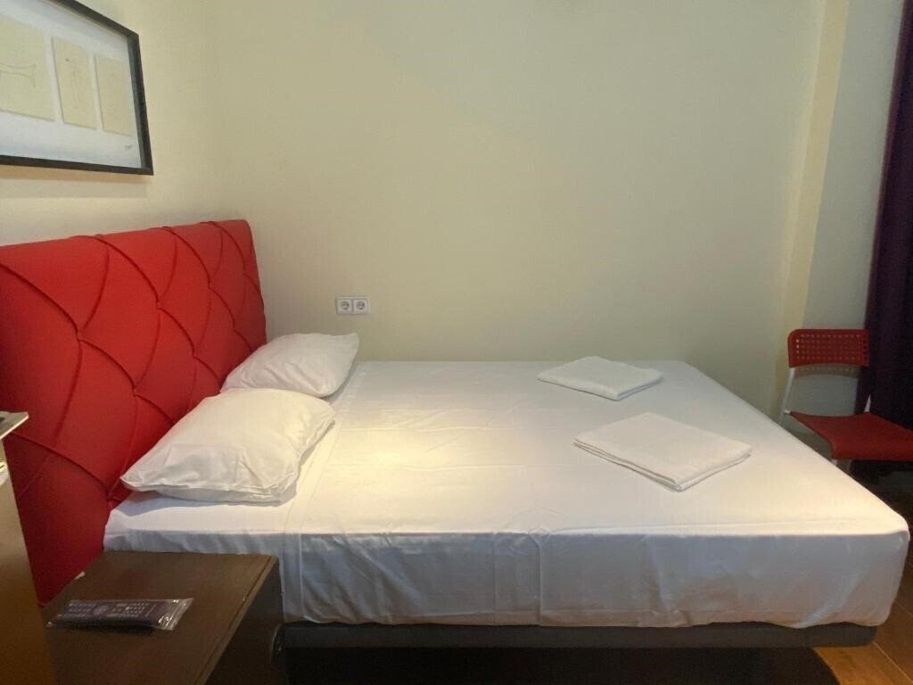 Картинка Hostal Granvia 628 3*