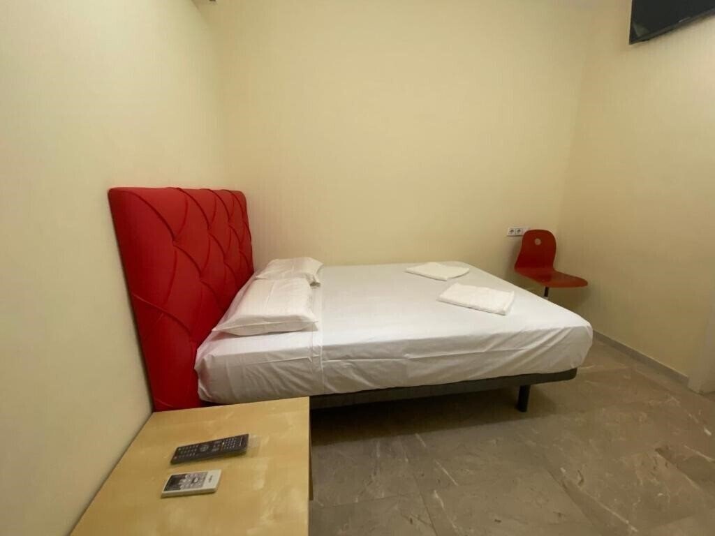 Вид Hostal Granvia 628 3*