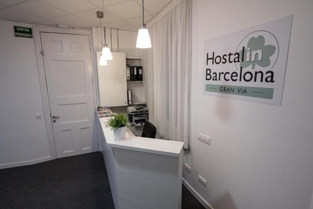 Фотография Hostalin Barcelona Gran Via 3*