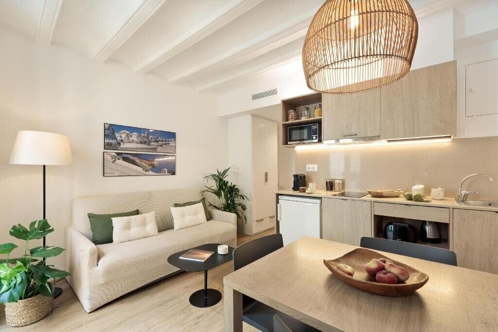 Территория Inside Barcelona Apartments Vidreria 3*