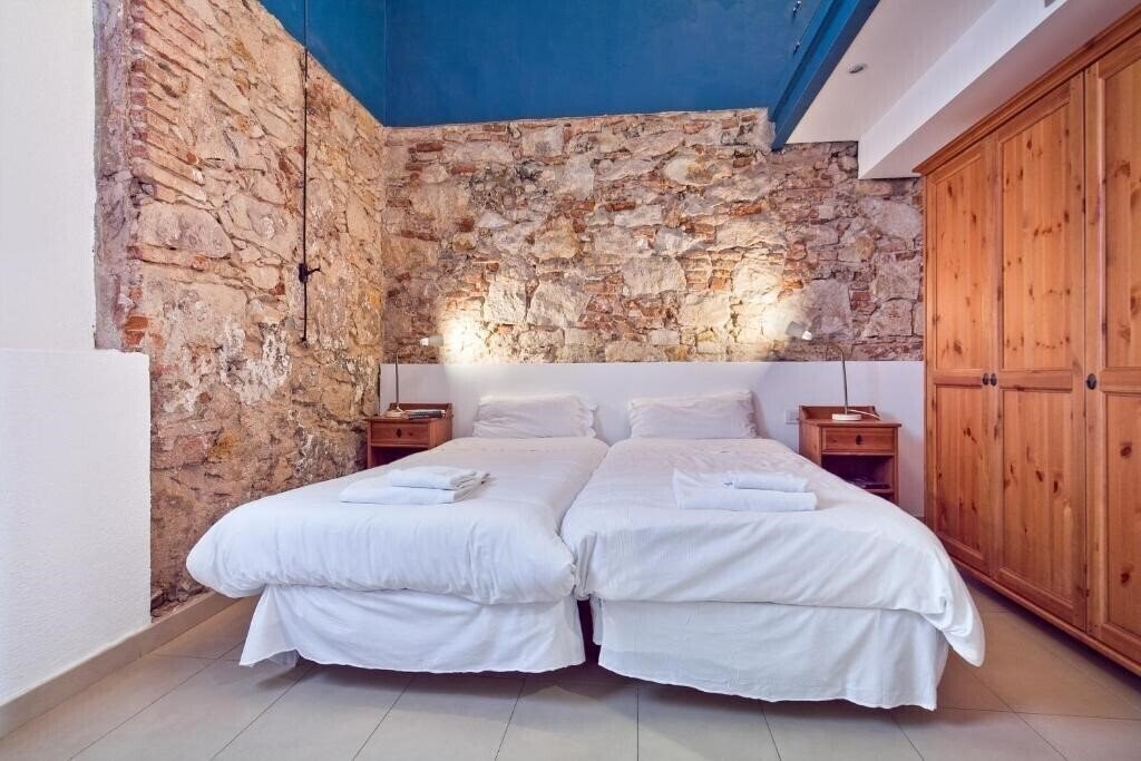 Вид Inside Apartments Sants 3*