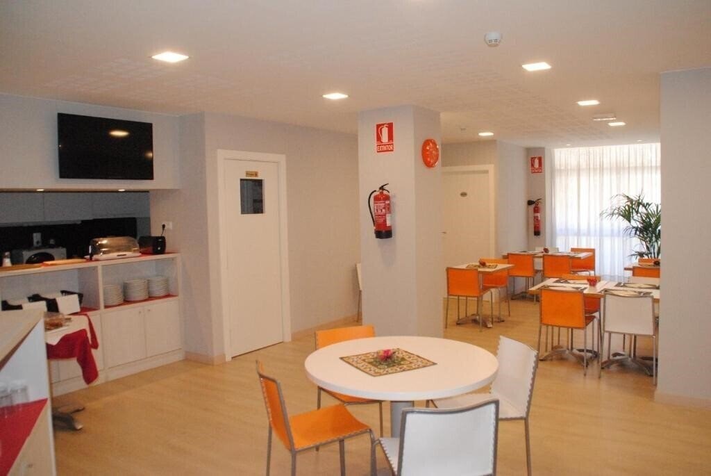 Зображення Hostal Aslyp 114 Barcelona 2*