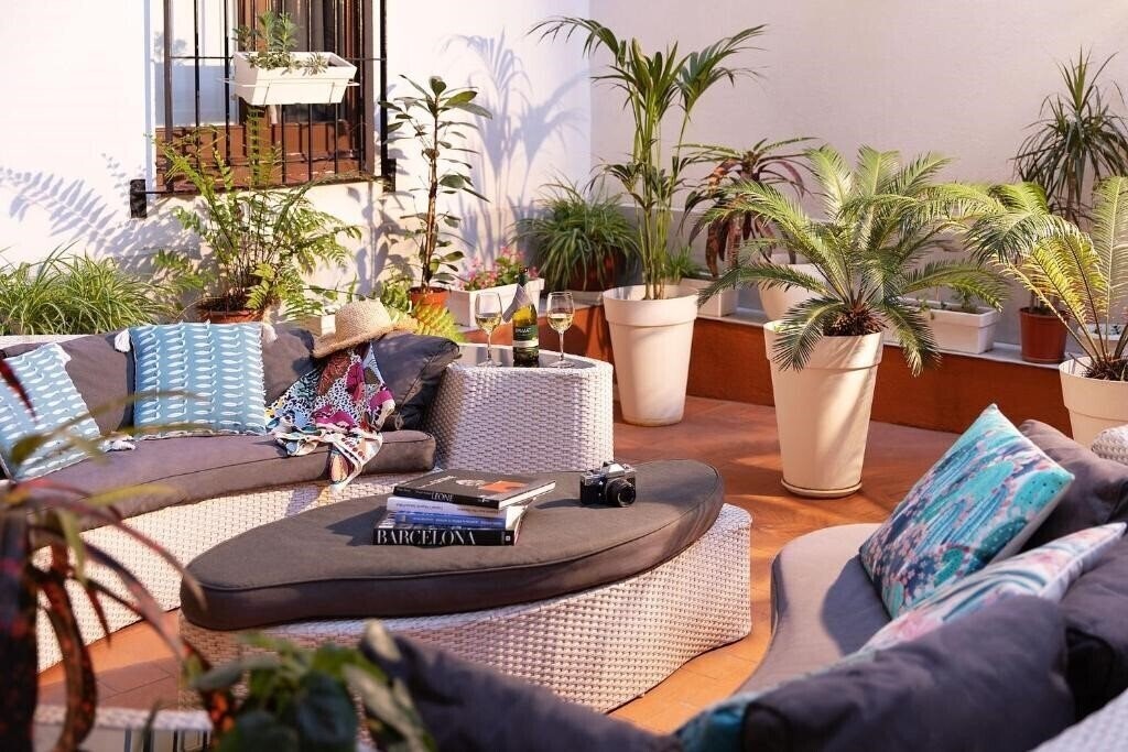 Вид Amra Hostel 2*