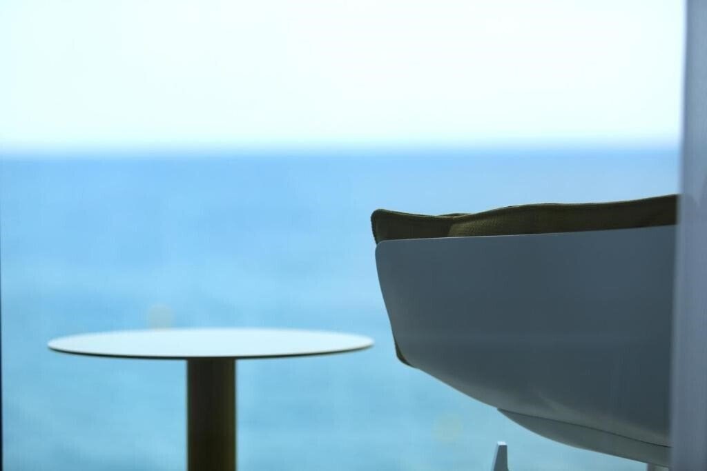 Панорама Cosmo Apartments Platja D’Aro (ex. Apartamentos Cosmopolita Suites) 4*