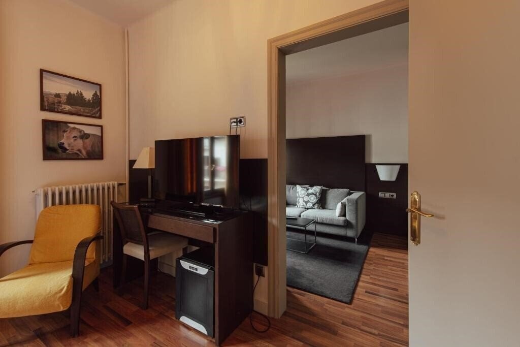 Вид Apartamentos Hotel Pessets & Spa 3*