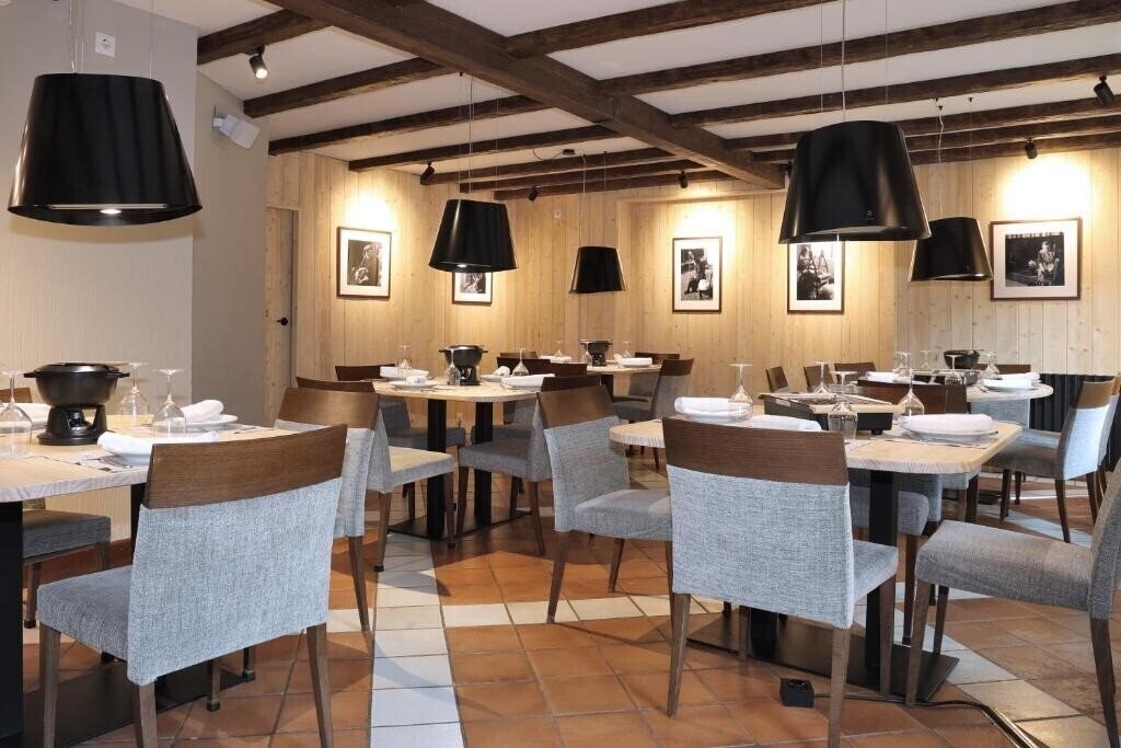 Изображение Hotel Vilagaros Apartamentos 4*