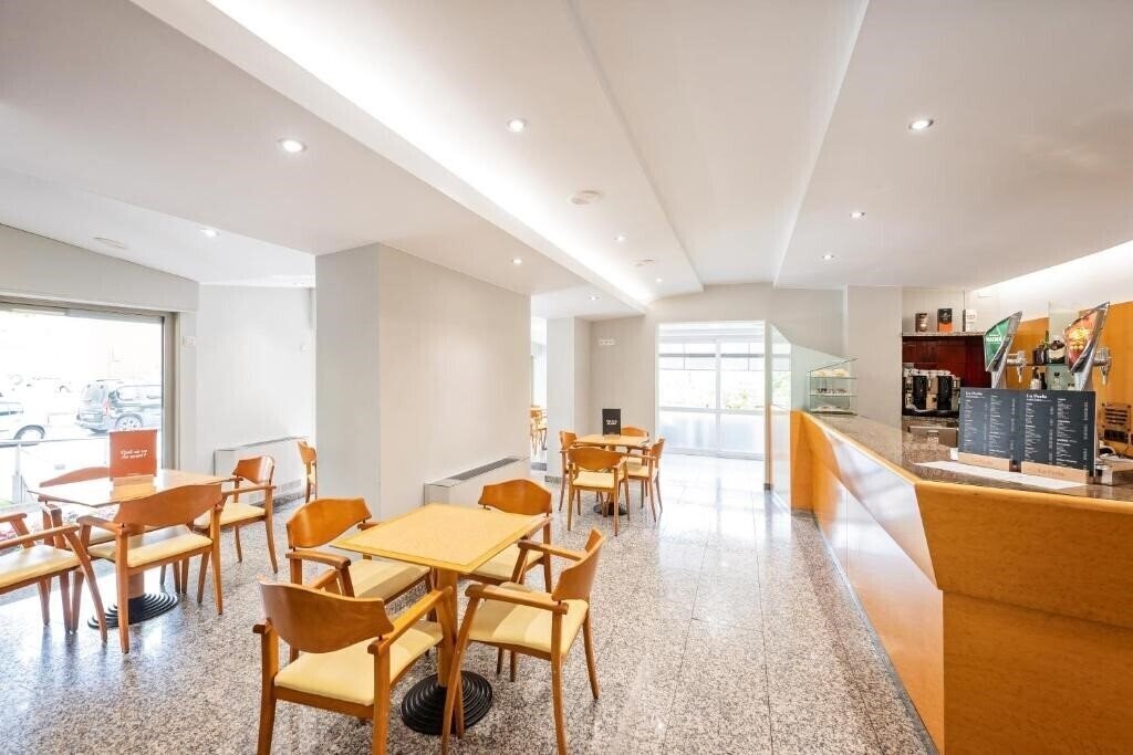 Фотографія Hotel La Perla D’Olot 3*