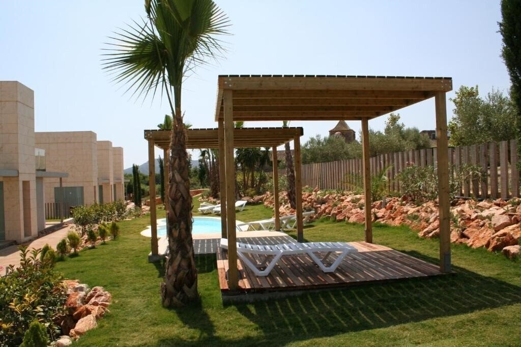 Панорама L'Escala Resort 3*