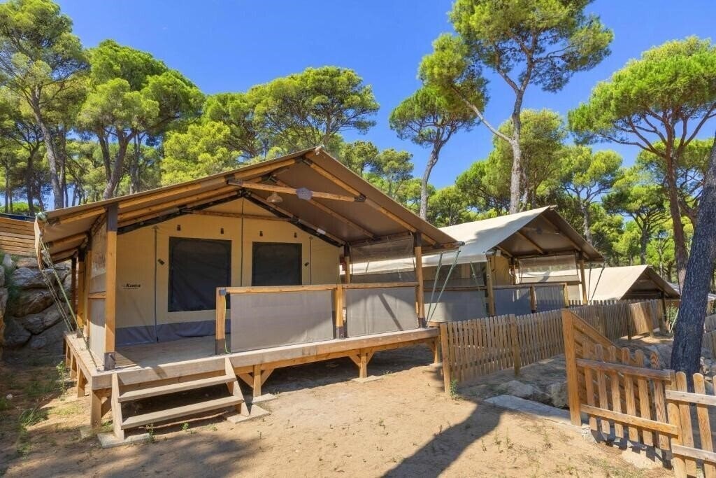 Панорама Interpals 4*