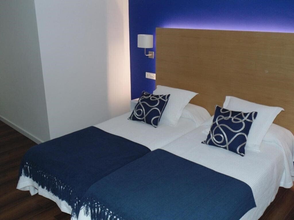 Панорама Llorca 2*